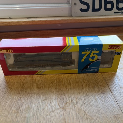 Special edition hornby mallard - hornby,