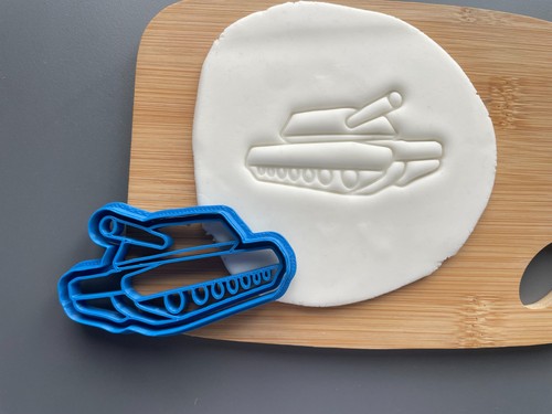 Tank cookie biscuit - , cutter