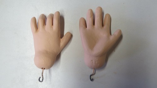 Hands for antique dolls