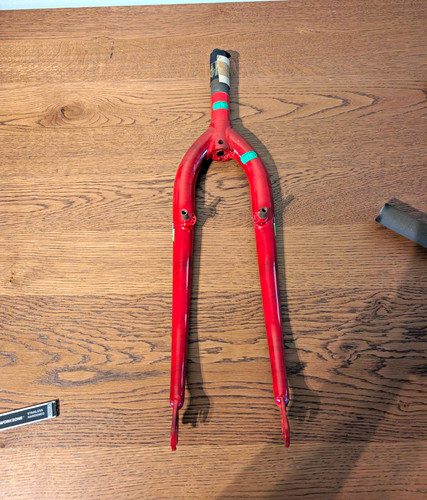 Vintage red rigid inch - red,