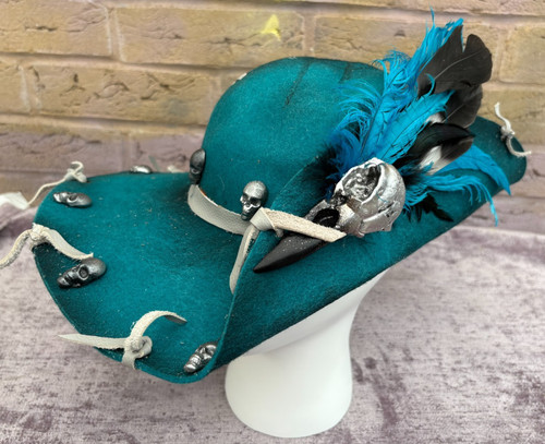 Turquoise distressed pirate - distressed,