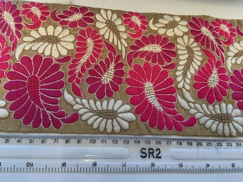 Ribbon 15cm embroidered flower - 15cm,