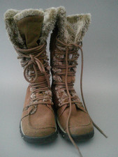 Skechers Grand Jams Unlimited  mid calf Suede  Boots Size 4