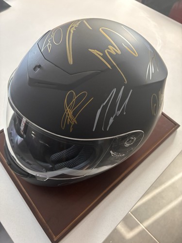 Signed grid helmet 2026 - f1,
