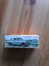 Dinky Toys. Opel Rekord 542