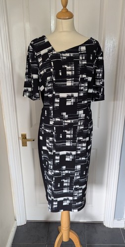 Sainsbury size 20 black - tu,