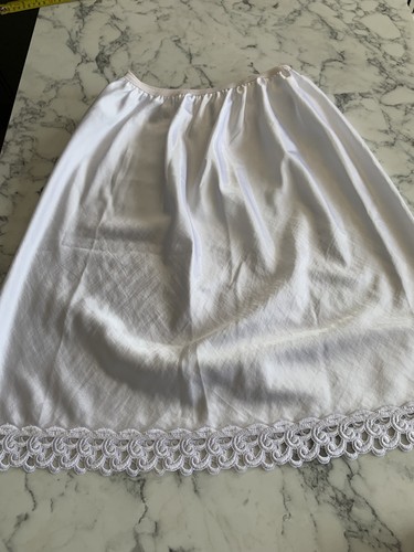 Vintage michael white half - st,
