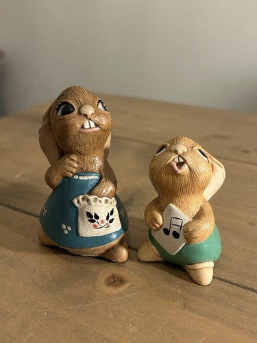 Country pair vintage hand - vintage,