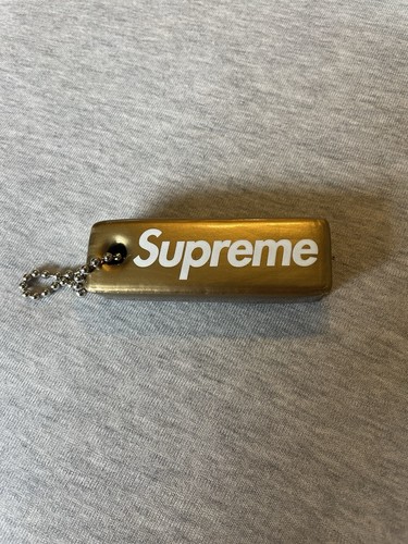 Supreme puffy keychain - keychain, vintage