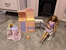 Collectible Midge Barbie pregnant doll  Magnetic Bump & Baby with accessories 