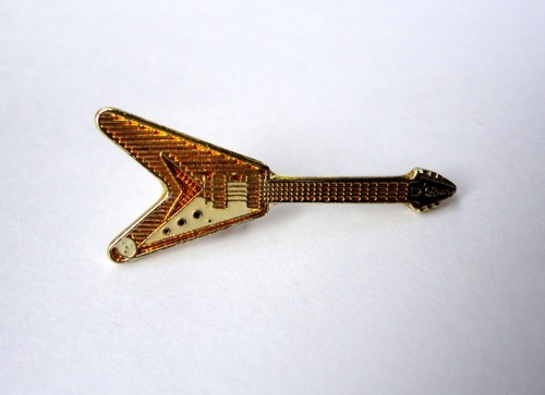 Flying electric guitar lapel - flying,