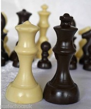 Belgian Chocolate Staunton Chess Set.32 pieces 3D.Hand-made.Lovely cake decor.
