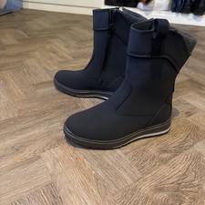 WV Sport Insulated Waterproof Country Boots Women’s Uk Size 4 ￼