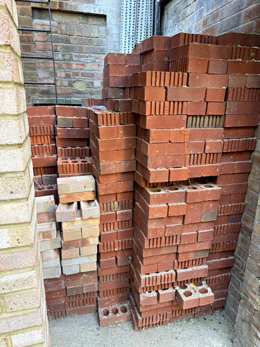 Red bricks approx - red,