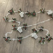 VINTAGE WHITE LANTERN BELL GREEN HOLLY BERRY PLASTIC CHRISTMAS GARLAND 50S 60S