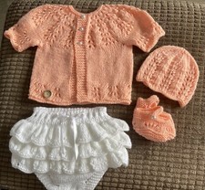 hand knitted baby sets 0-3
