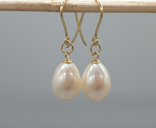 9ct Yellow Gold Pearl Earrings