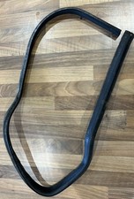 GENUINE PORSCHE 944 SCUTTLE PANEL RUBBER SEAL – ENGINE BAY HEATER SEAL