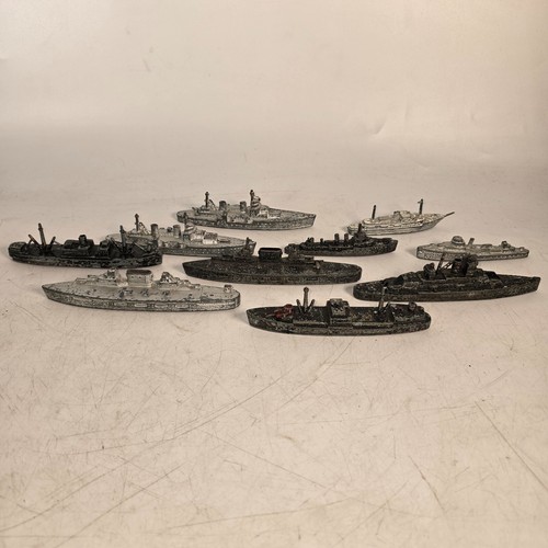 Tootsietoy ships various - tootsietoy, 10