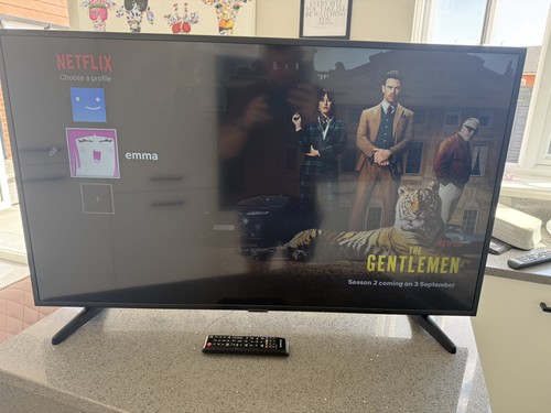Samsung ue43tu7020kxxu - samsung,