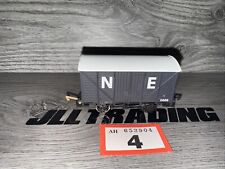 Hornby Black Closed Vent Van