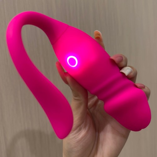 Wearable vibrator thrusting - vibrator,