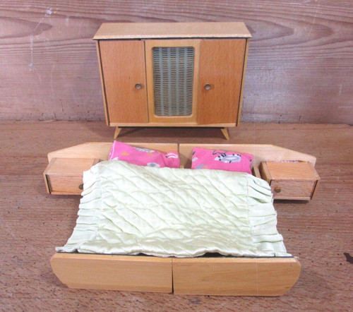 Vintage dollhouse bedroom - vintage,