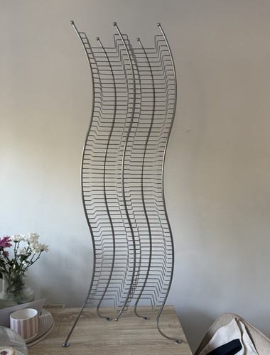 Vintage wavy curved - vintage,