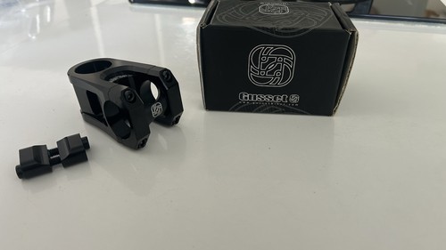 Boxed new gusset - boxed, stem