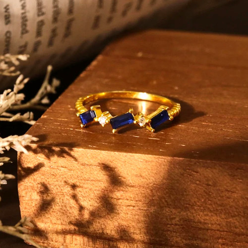 Baguette cut blue sapphire - baguette,