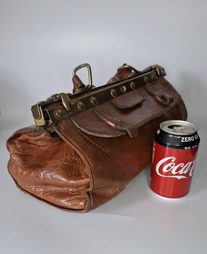 Genuine brown leather doctors - brown,