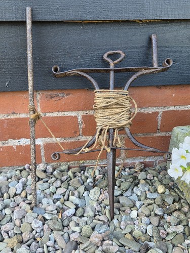 Antique gardeners row - antique, marker