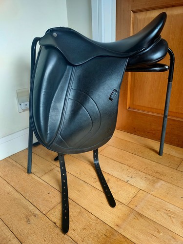 Dapple dressage saddle in - dressage,