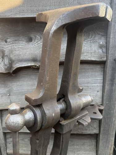 Sawyer saw doctor - sawyer, blacksmith