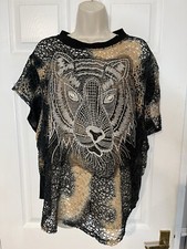 ‘Layers Paris’ crochet