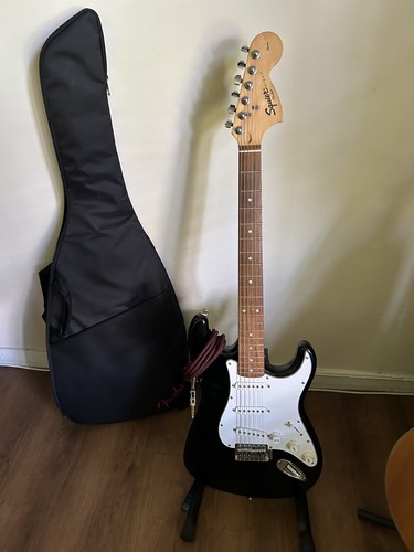 Fender squire strat - squire, affinity
