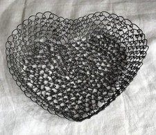Heart Shaped Woven Wire Storage Basket. Fruit / Eggs / Snacks / Trinkets etc.