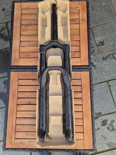 Rockshox yari debonair - rc,