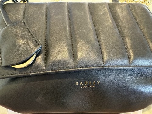Black leather radley handbag - radley,