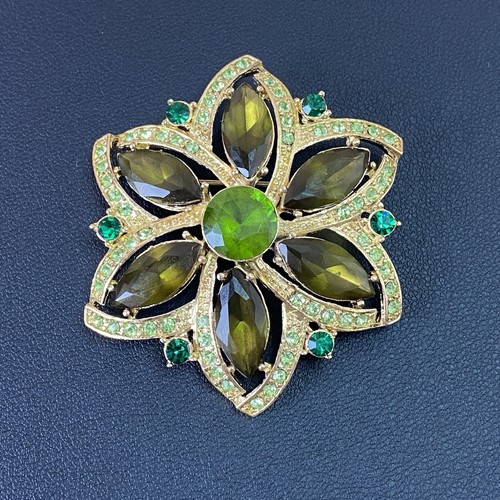 Green rhinestone flower - rhinestone,