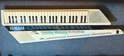 Yamaha keyboard shs 200 with - yamaha,