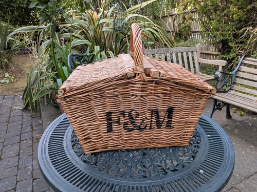 Large fortnum and mason - and,