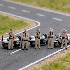 5Pcs 1/64 Police Figure Model
