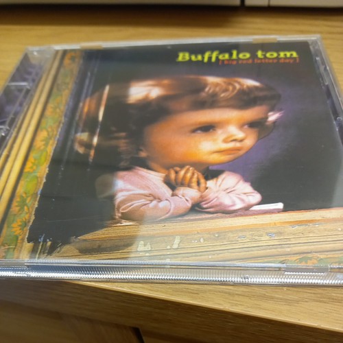 Big red letter - big, buffalo
