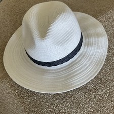 M&S NEW Ladies S-M White Sun