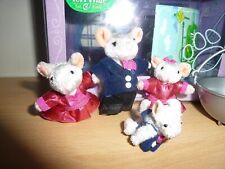 Furryville four Miceburgs Mouse Family
