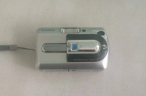 Fujifilm digital camera - digital,