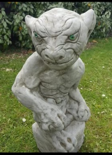 Stone cast large - cast, guardian