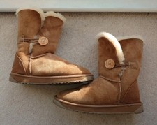 UGG Australia Sheepskin Boots Tan Suede. UK Size 4.5. EU 37.5 to 38
