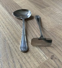 Vintage Childs Spoon and Pusher EPNS - early 1940s Made in England (C-6)